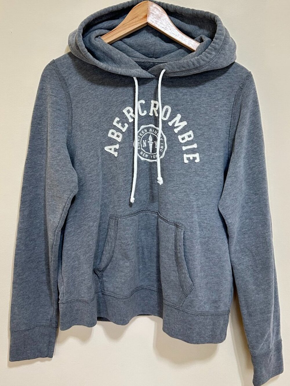 Abercrombie & Fitch Pull-Over Hoodie Heather Grey Size L